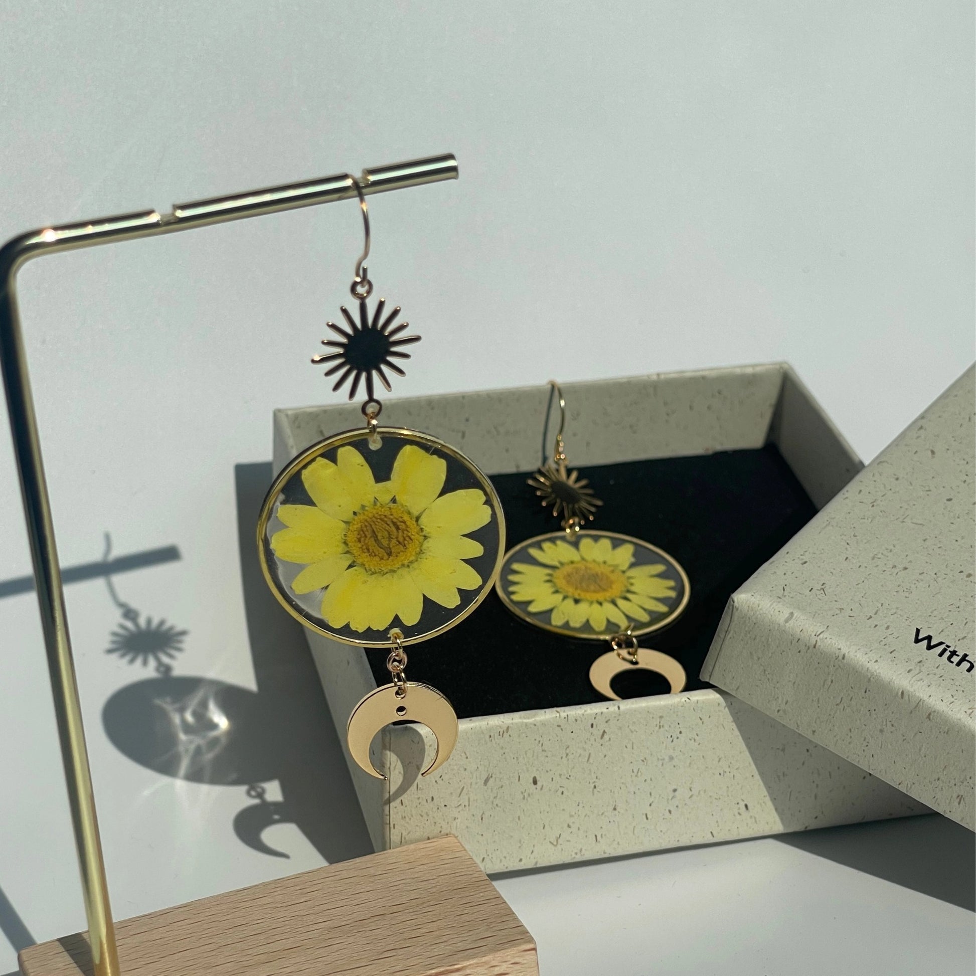 真花耳环小雏菊